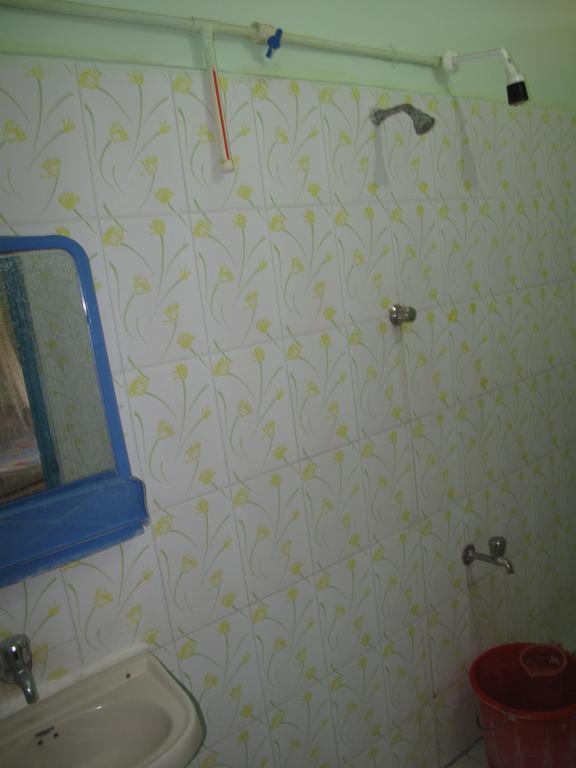 Om Shiva Guest House Hampi Luaran gambar